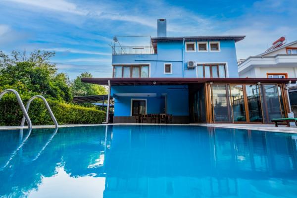 Villa Can